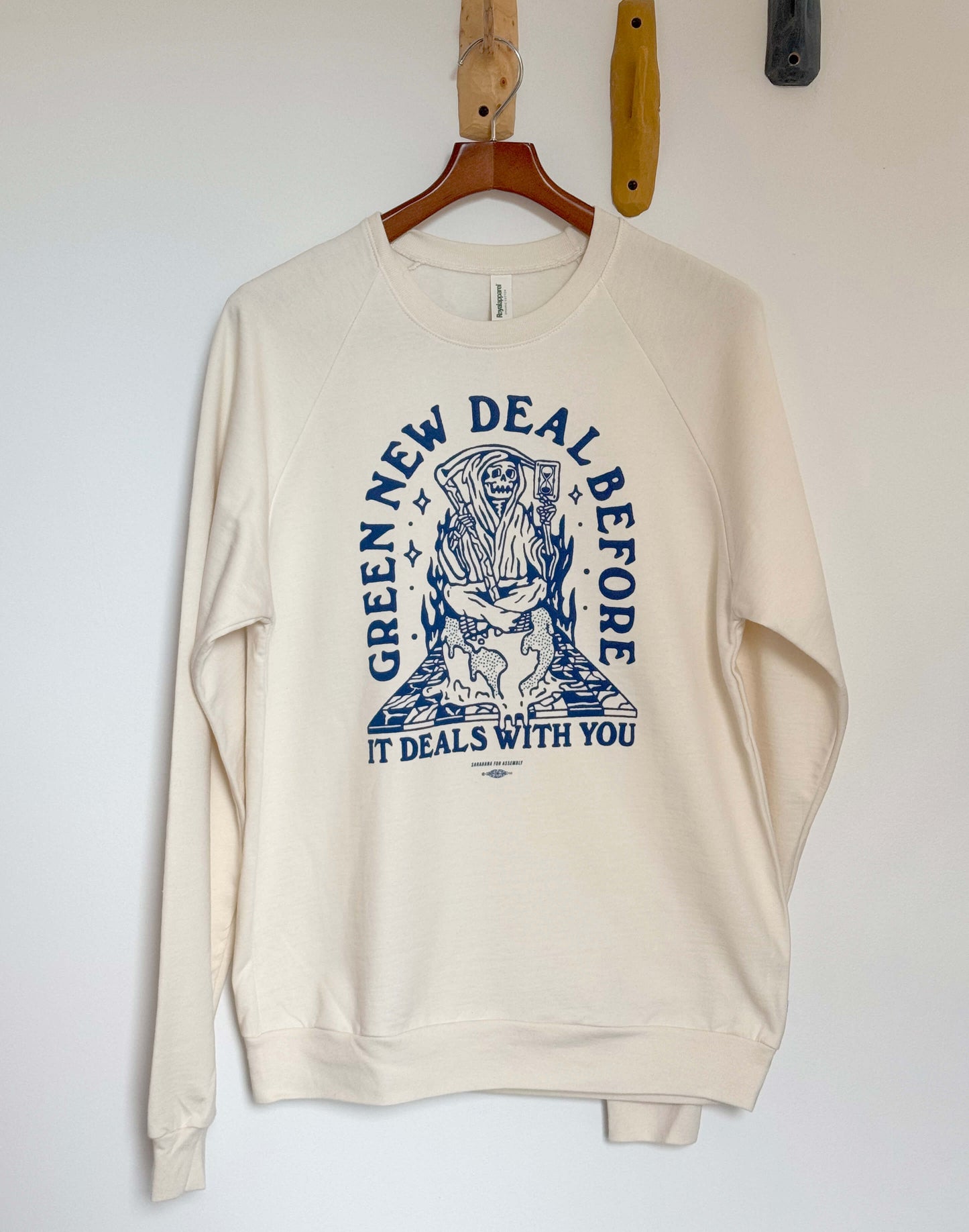 Green New Deal Sweatshirt in Cream